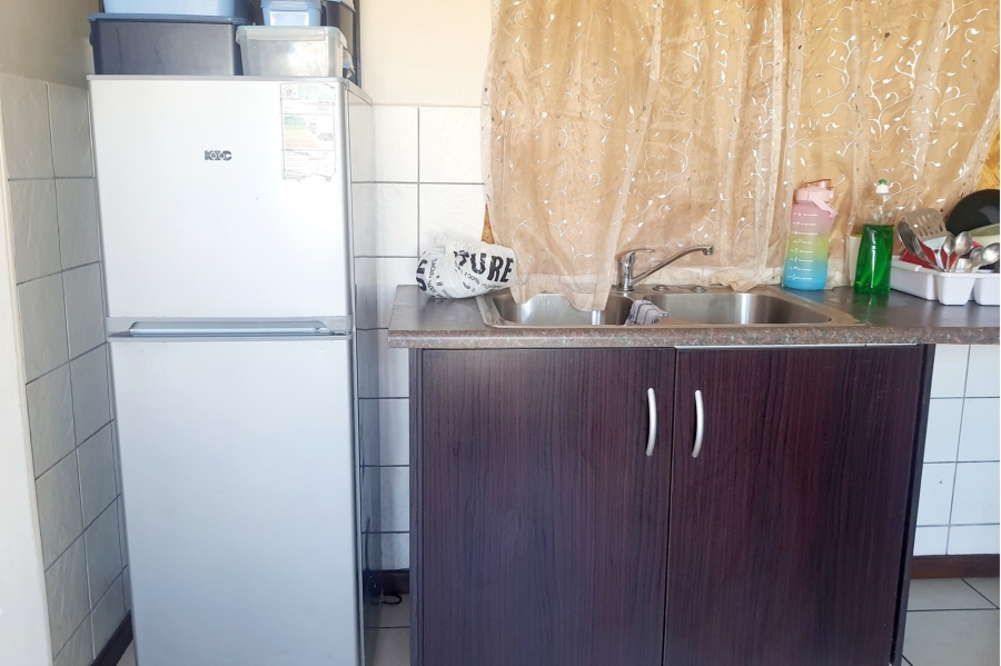 1 Bedroom Property for Sale in Heiderand Western Cape